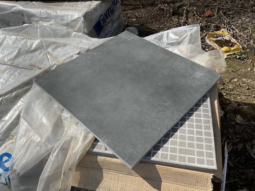 Floor tile (60x)