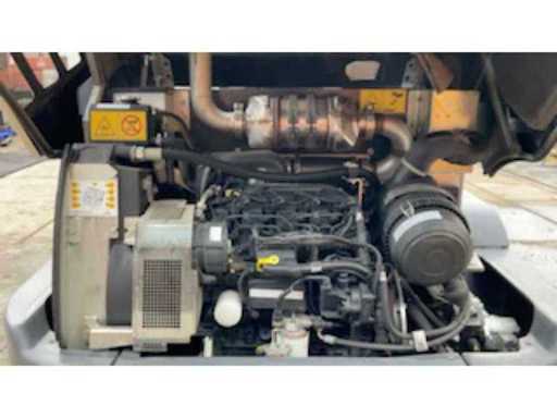 3f65a576-e505-4673-a2c3-40075f2072d8.mp4