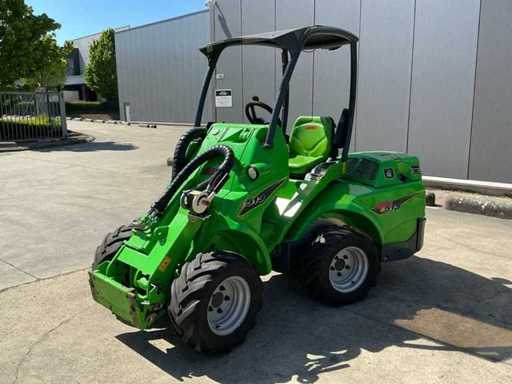 Pelle zéro émission Avant E513 2022