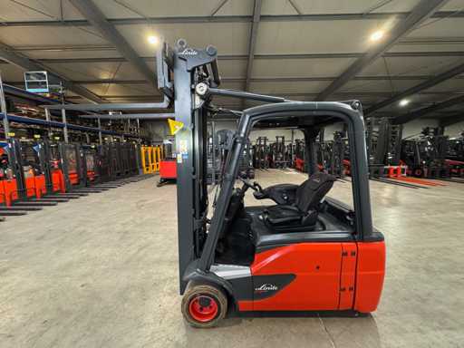 07/2019 Dienst + UVV 12/2026 Linde E18L-02 EVO 1,800 kg Triplex 12,070 uur 