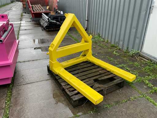 1100x150x75 Furc? pentru pale?i