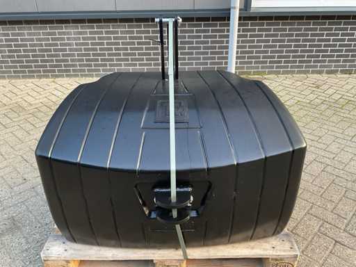 Front weight, "1100kg"