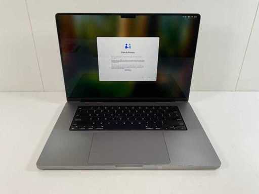 Apple MacBook Pro 16”, Apple M1 Pro, 16 GB RAM, 512 GB NVMe Laptop