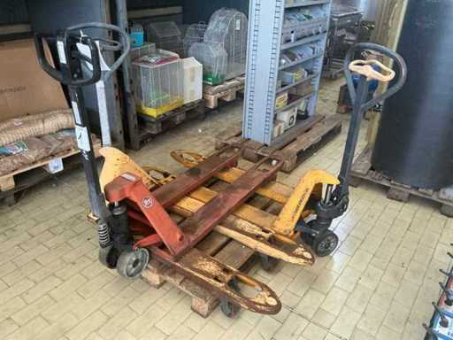 Hand pallet trucks