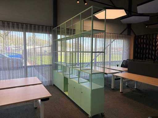 Design roomdivider vakkenkast