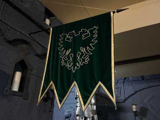 Knight's coat of arms (2x)