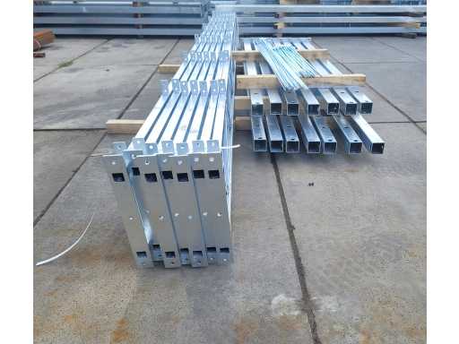 Construc?ii din o?el (7x24 mtr) (168m2)