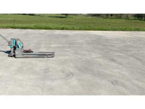 8eb4beee-3052-4c5c-b876-d1fed0c7f969.mp4