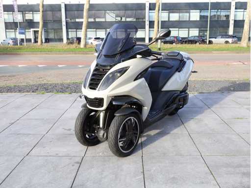 Peugeot Metropolis RS Automaat 2018, z-9-65-js