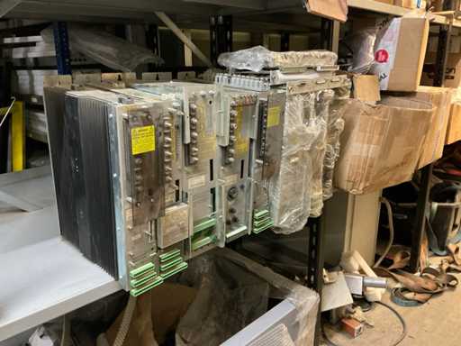 Indrama-controllers en Num-besturingsonderdelen