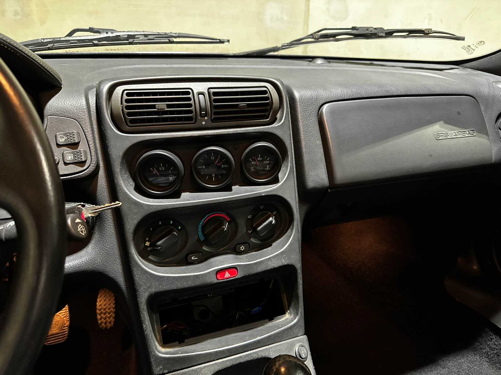 ZAR91600006033196 foto check! Alfa Romeo Spider V6 12V 192pk 1997