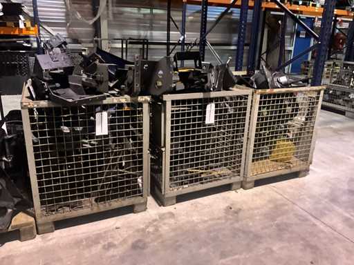 Grote partij diverse steunen voor reservewielen