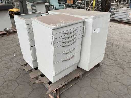 Medical Cabinet (4x)