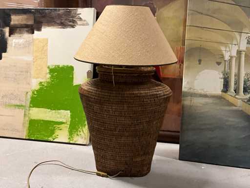 Lampada da tavolo in vimini