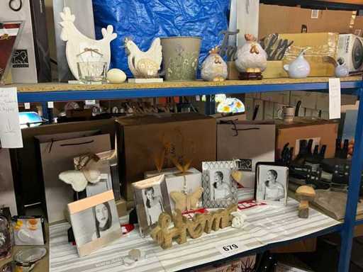Various decoration/gift items