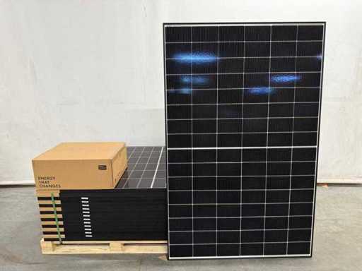 Jinko - Set of 13 solar panels (450 Wp) - SMA 5.0 kW inverter