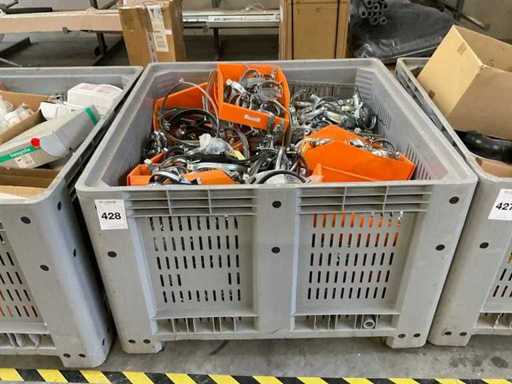 Batch of mounting brackets