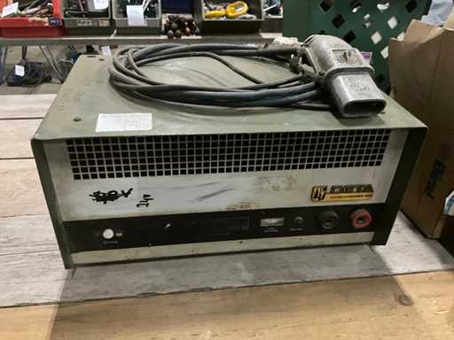 Deta Battery Charger 24 Volt
