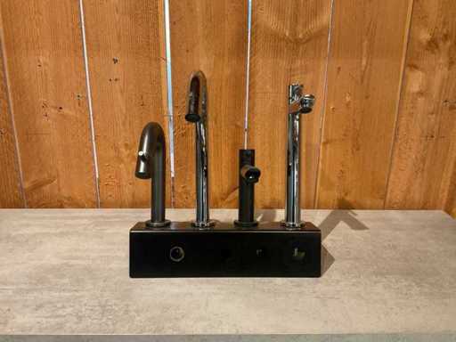 Un lot de macarale false