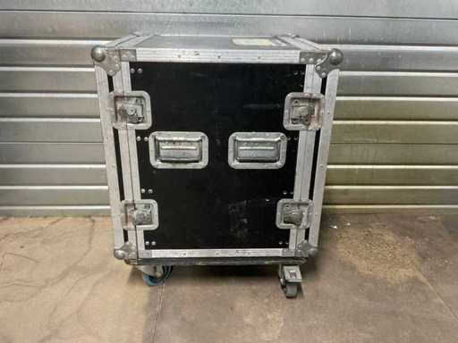 Carcasa de zbor a amplificatorului