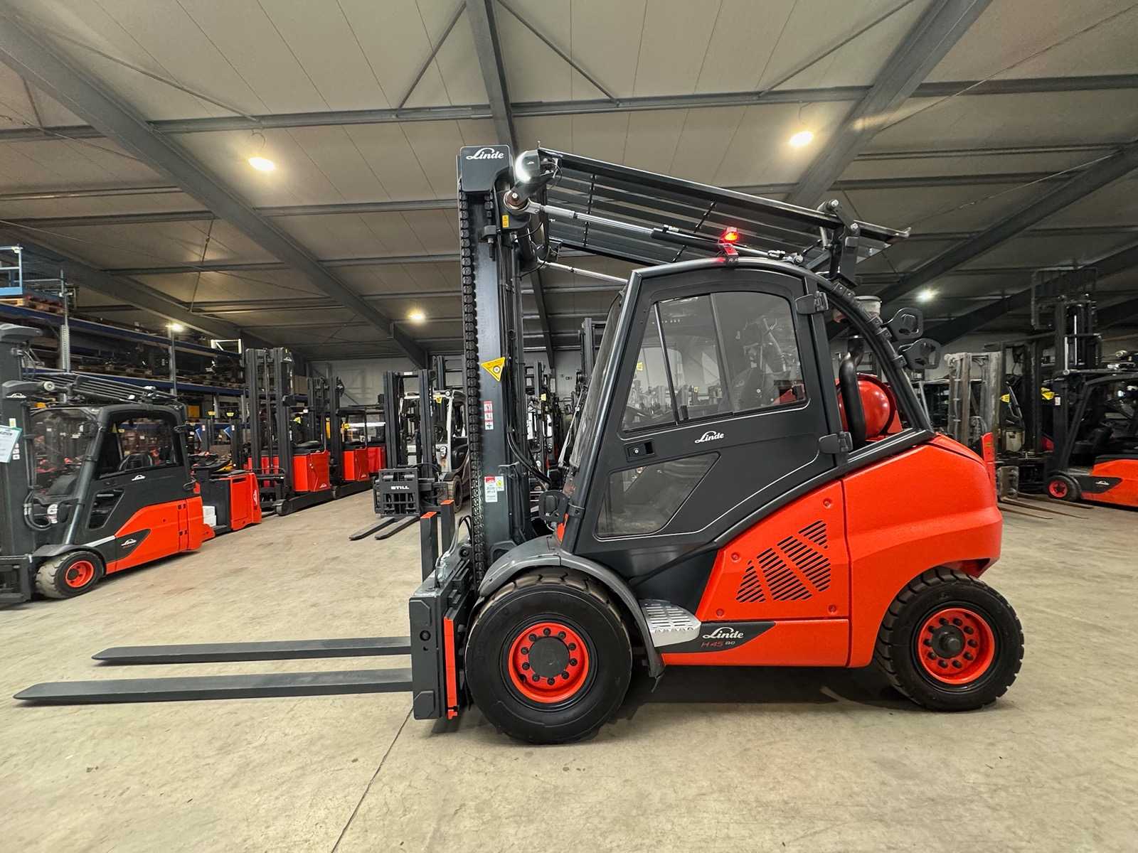 2019 Service + UVV 02/2027 Linde H45T EVO 4.500kg Gas Forklift Forklift 3.+4. Fork Adjuster Air Conditioning AC Camera Pneumatic Tire 7.847 Hours H50