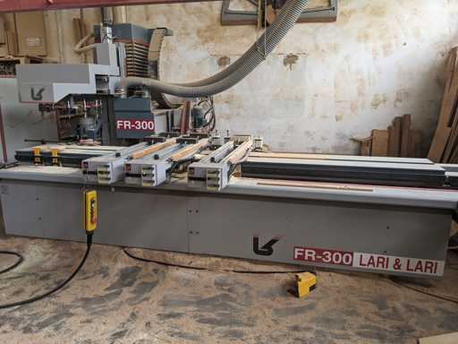 LARIELARI - FR300TATB - Fresatrice per porte e serramenti - 2002