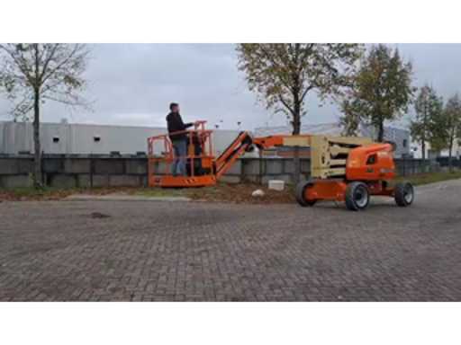 9f15253b-a3c2-4107-bd3f-fb8a4058a233.mp4