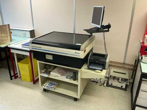 Packard Tri-Carb 3100TR Liquid Scintillation Analyzer