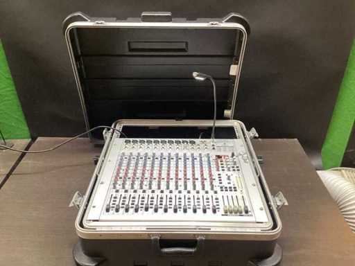 Consolă analogică de mixaj Behringer Eurorack UB2442FX-PRO