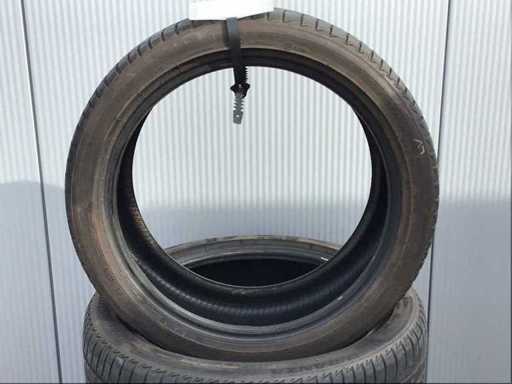 Bridgestone 057 Turanza T005 245-40-10 Pneu de voiture (4x)