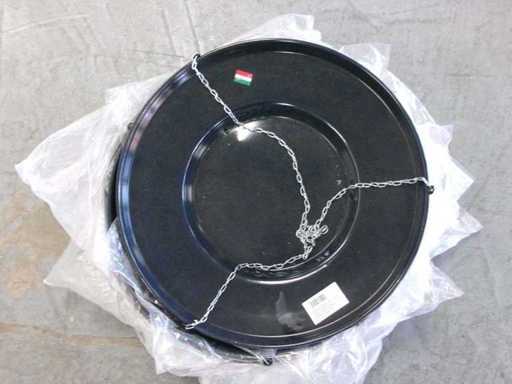 Hungarian. Grill pan with chain, approx. 56 cm, as good as new (U3) (3x)