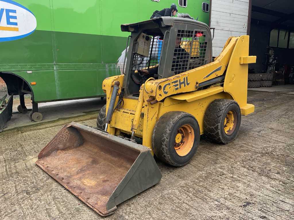 2013 Gehl 6640 Skid Steer Loader