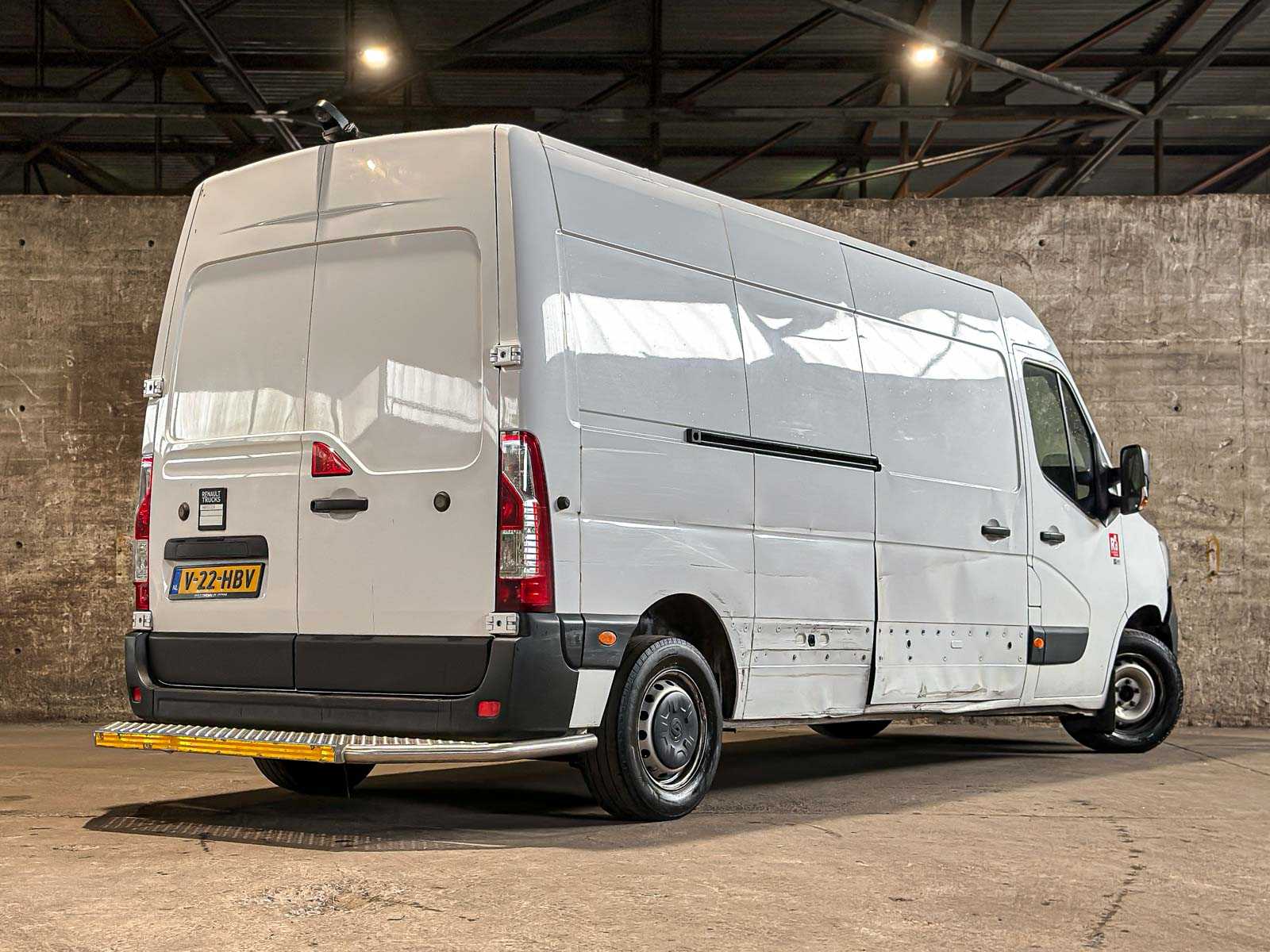 Renault Master T35 2.3dCi L3H2 W.E. 135pk 2024 (Origineel-NL + 1e eigenaar), V-22-HBV