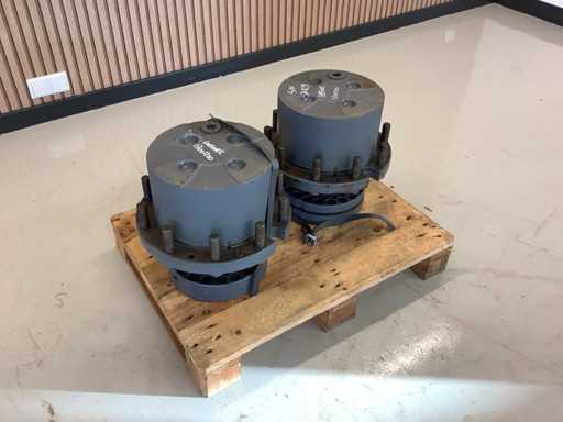 Unused 2x Liebherr 914 Eindvertraging