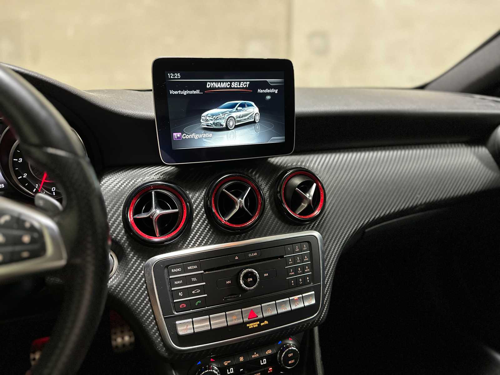Mercedes-Benz A45 AMG 4MATIC 381pk 2017, RK-365-F