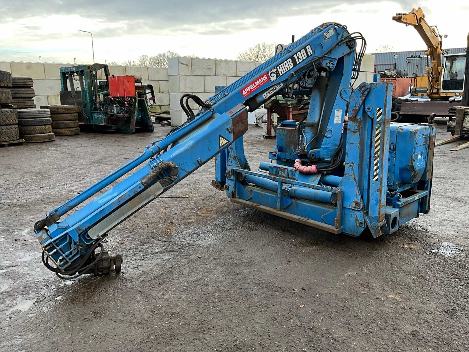 1999 Hiab 130R F-1 Stone Semi Trailer Crane