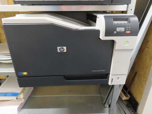 HP - Color laserjet CP5225 - Printer