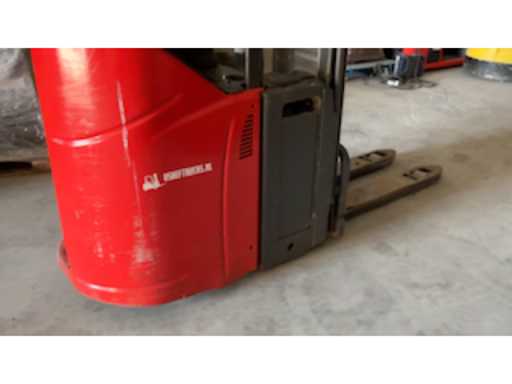 3cc95f67-28d7-4c0f-ae54-a9b0bb0e4791.mp4