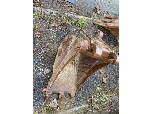 KLAC - 2015 - Graben-Eimer