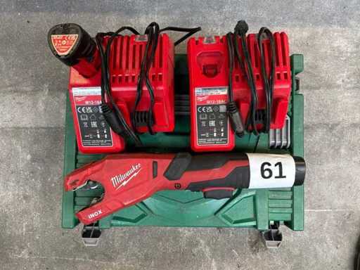 Tagliatubi senza filo MILWAUKEE M12 PCSS