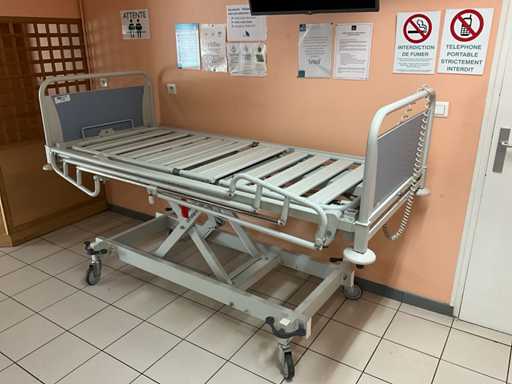 CORONA MEDISCH Medisch Bed