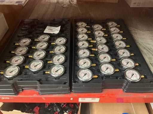 Manometr AZUD 63mm 1/4" BSP (manometr) (30x)