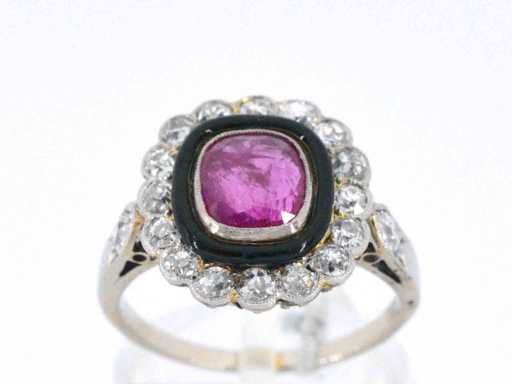 Art deco ring met diamanten en robijn