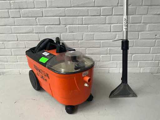 Kärcher Puzzi 100 Washing Vacuum Cleaner