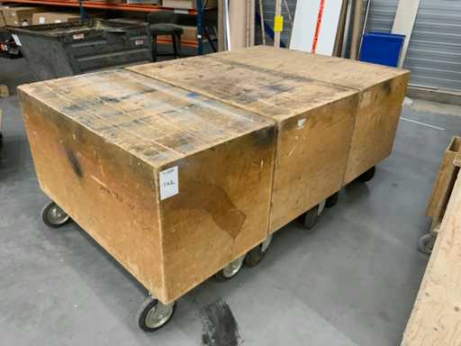 Tool and material trolley (3x)