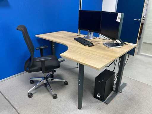 Girsbergen Desk with office chair and cabinet
