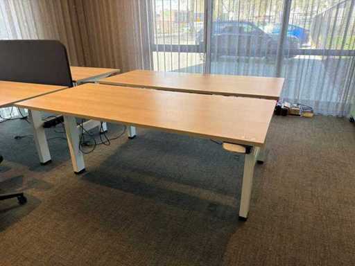 Dubbel in hoogte verstelbaar Bureau