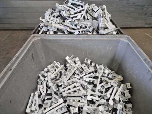 Verschiedene RITAL- und Wöhner-Schaltmaterialien 