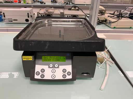 GE HEALTCARE PROCESSOR PLUS Gel-Färbemaschine