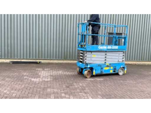 f4e42edf-5eb7-409d-bf30-aca693b2cb01.mp4